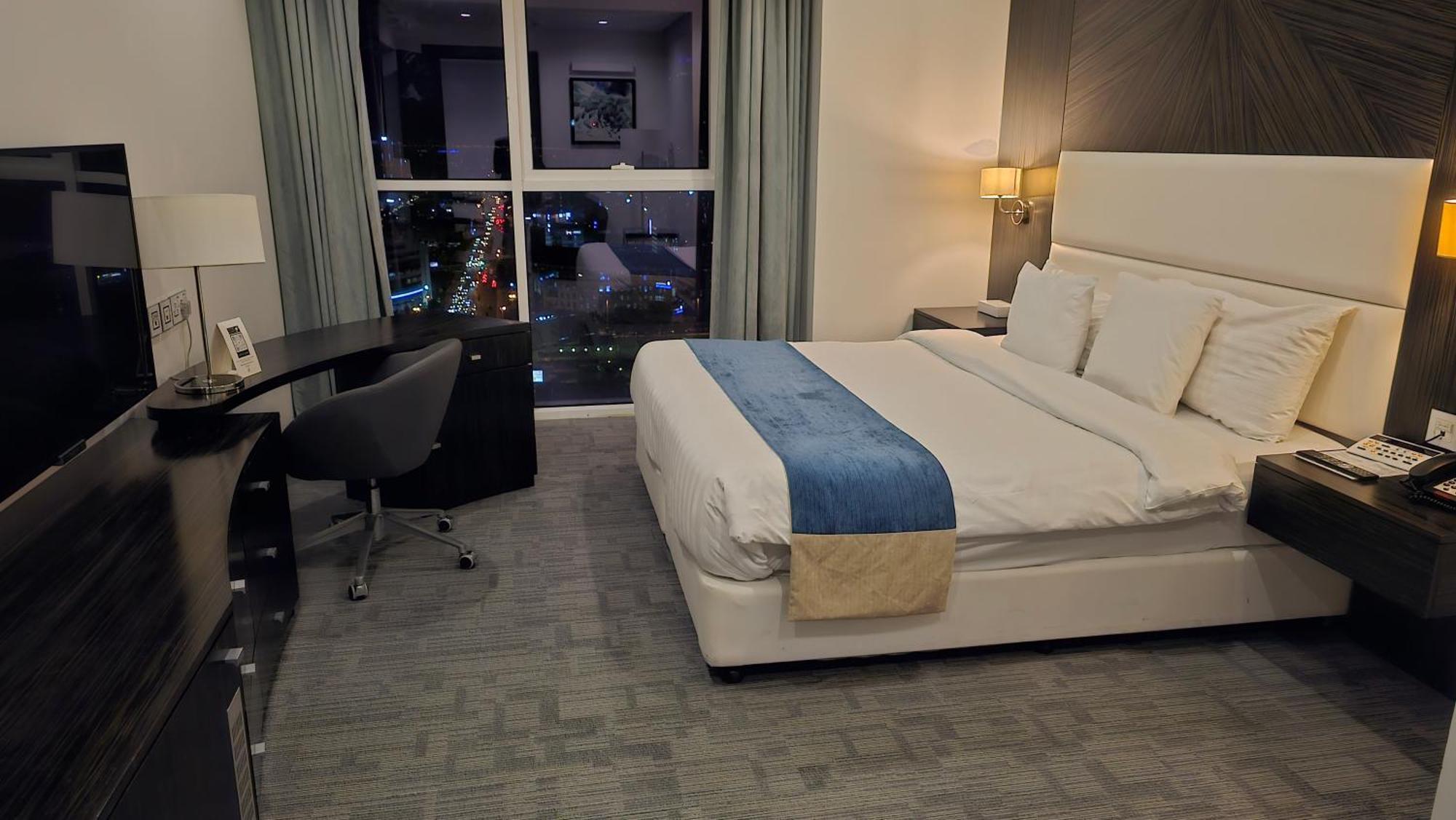 S Bahrain 4*