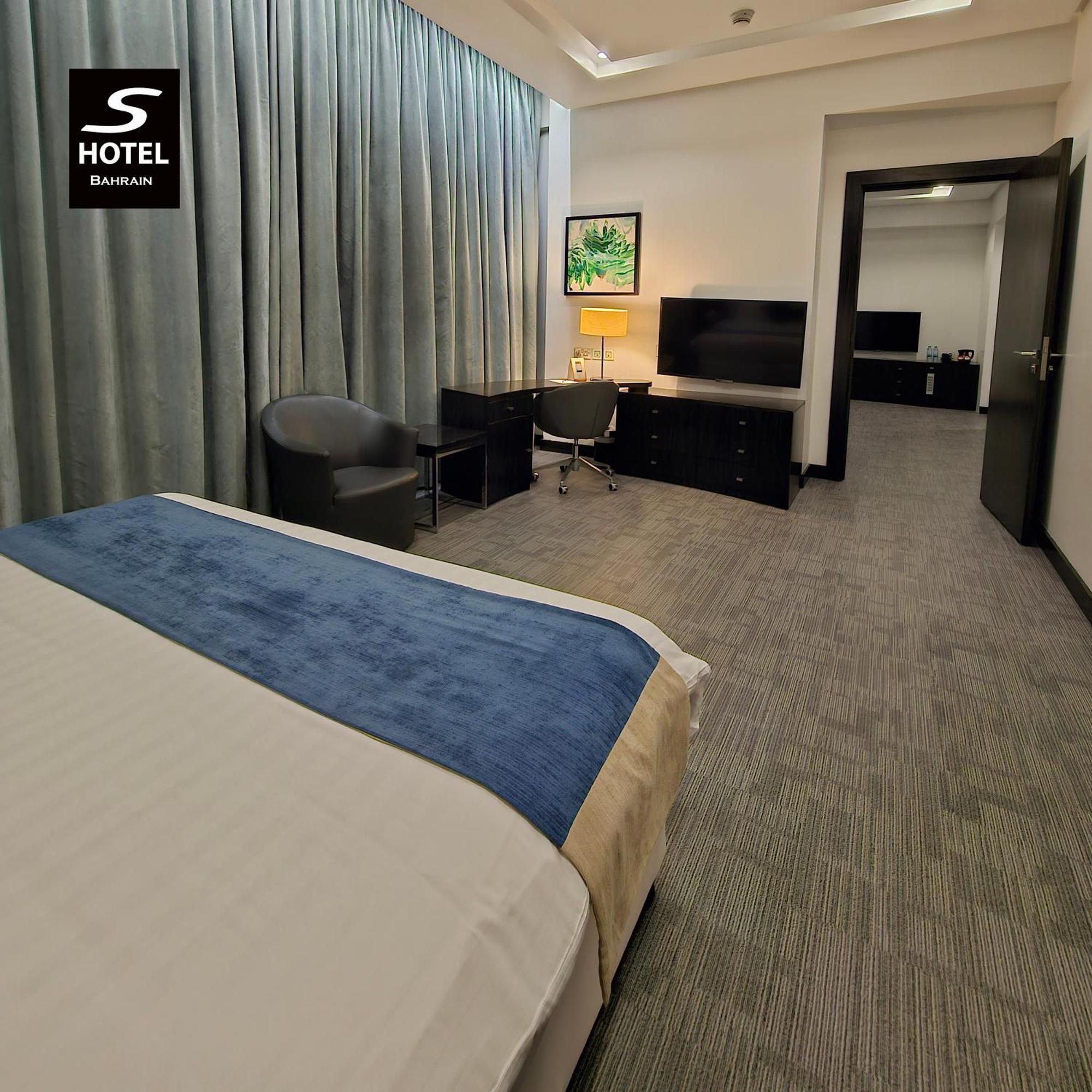 S Bahrain Hotel 4*