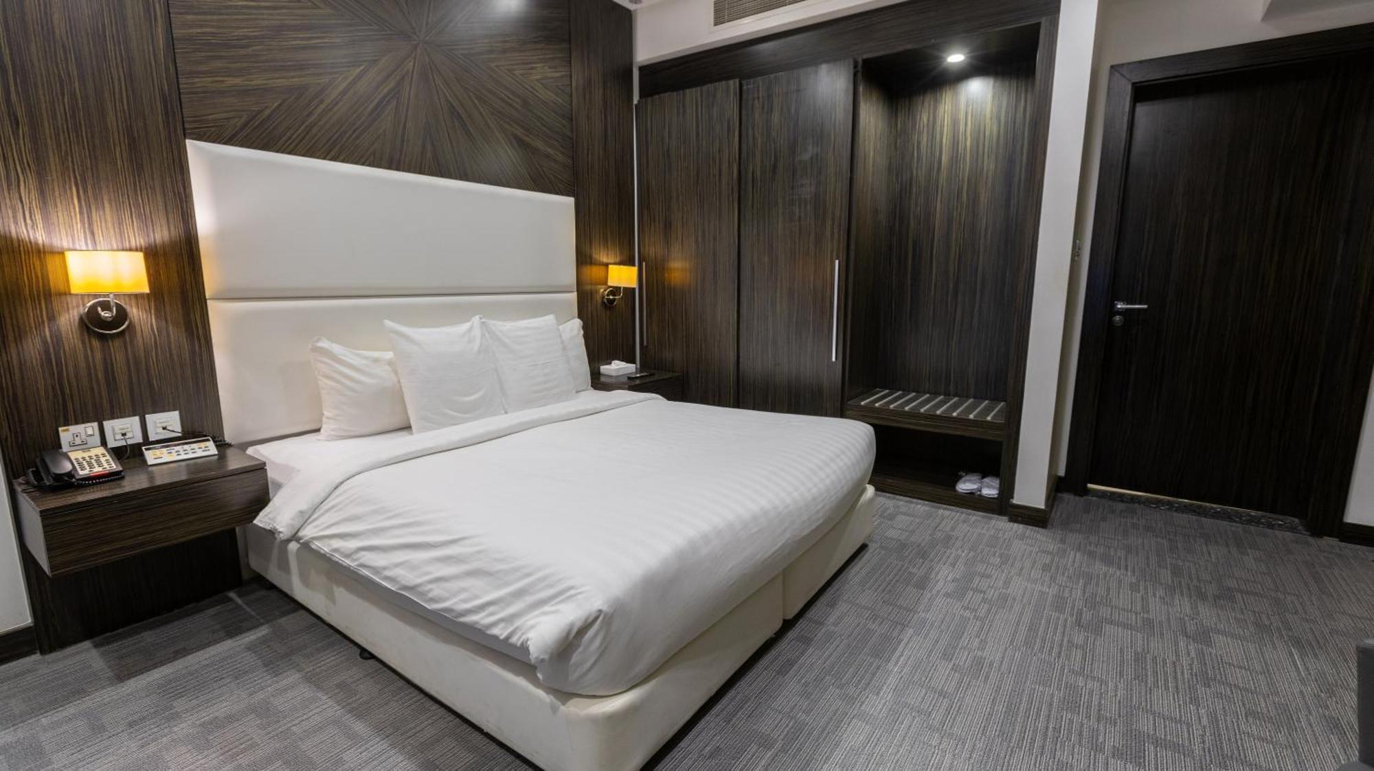 Hotel S Bahrain 4*
