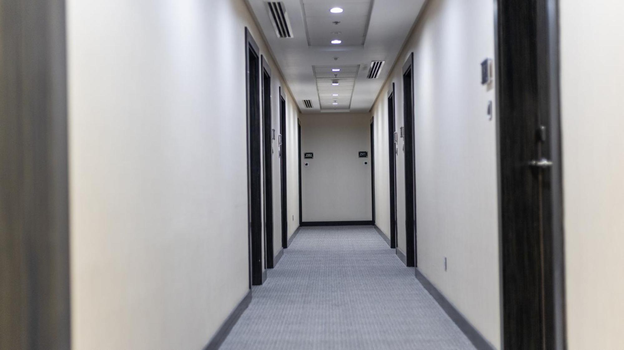 S Bahrain Hotel